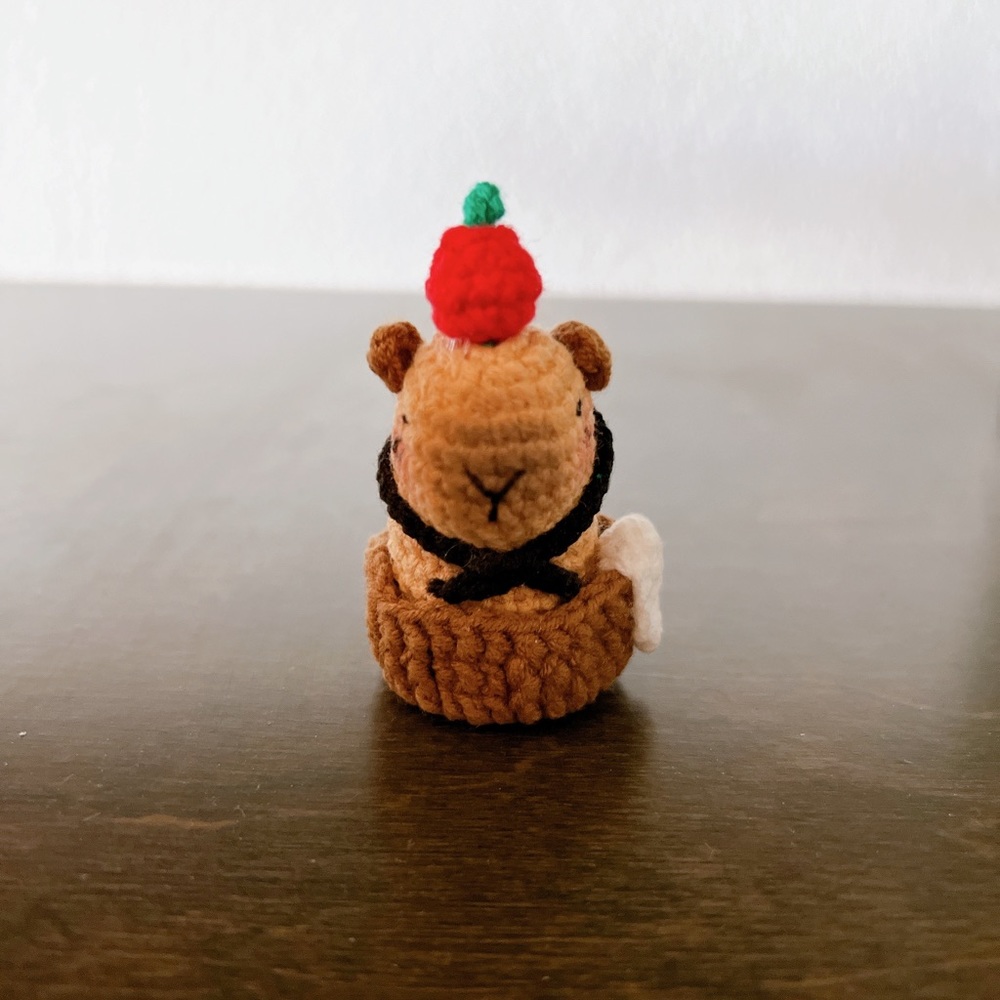 Crochet Capybara in a bath, Capybara Keychain, Amigurumi Keychain